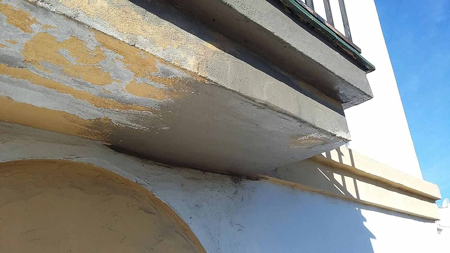 RESIPRO PLUS by Tecno Prodist - Résine de liaison à base d'eau, haute adhérence entre le béton, le mortier et le plâtre anciens et nouveaux.