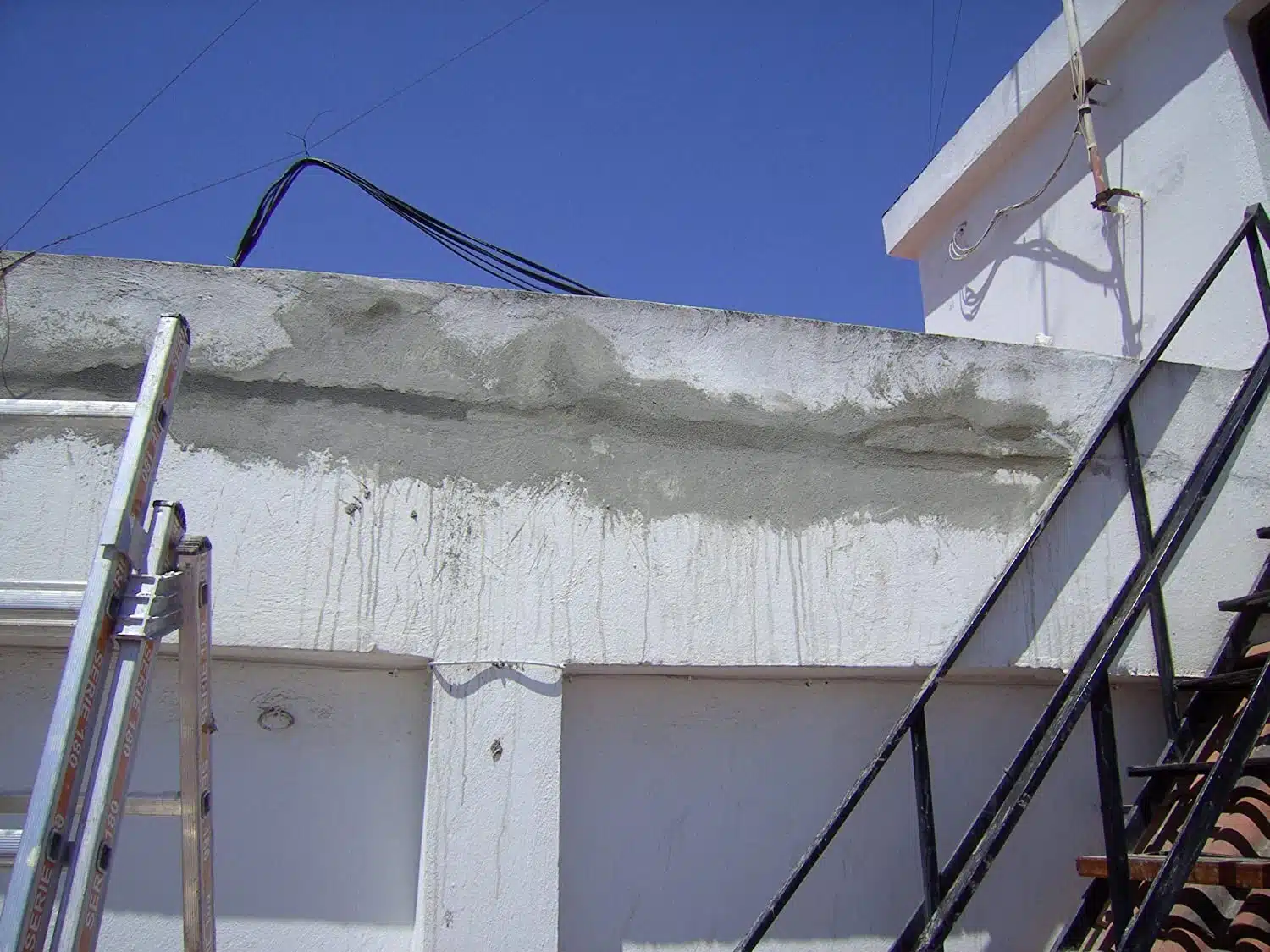 M-REPAR FACHADAS by Tecno Prodist - Mortier structurel pour façades, corniches, piliers - Avec fibres spéciales