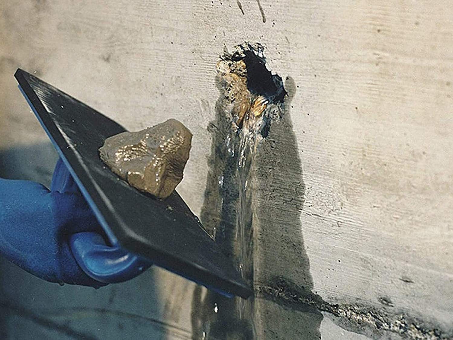 M-REPAR RAPID de Tecno Prodist - Mortier à prise rapide, fixation d'éléments de génie civil et scellement de filtrations d'eau.