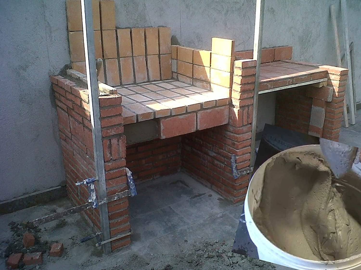 M-REFRACTARIO GRIS de Tecno Prodist - Mortier réfractaire pour briques réfractaires, plâtre, barbecues, fours ou cheminées.